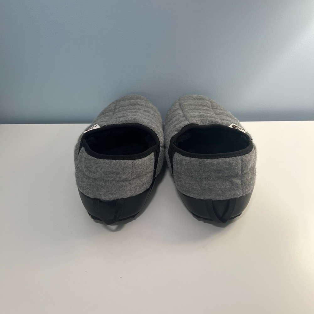 The North Face Men's Gray and Black Loafers - Picture 4 of 6